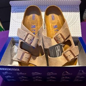 Birkenstock Arizona Soft Footbed Sandal- Color: Taupe